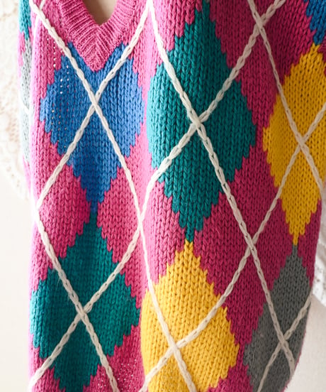 【tiny yearn】Argyle Acryl Knit Over Vest