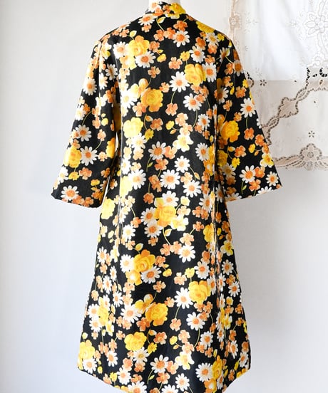 【tiny yearn】Euro Vintage Quilted Night Gown