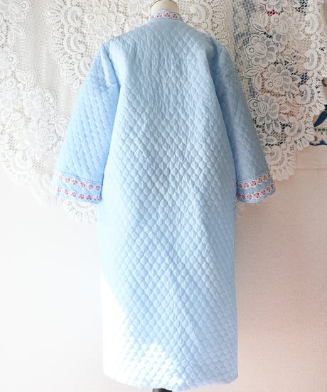 【tiny yearn】Vintage Euro Quilted Night Gown