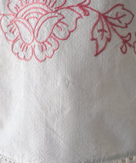 【Seek an nur】Euro vintage embroidered blouse