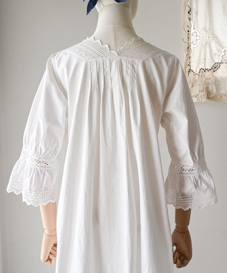 【Seek an nur】1890-10's antique night gown dress