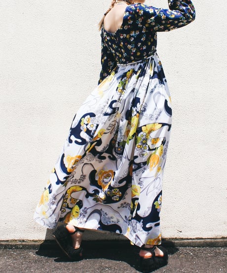 【tiny yearn】1970's Vintage Floral Maxi Dress