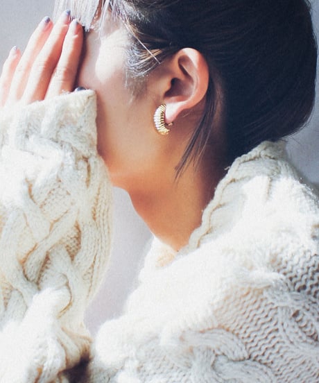 〈Accessory〉Vintage Gold Line Earring