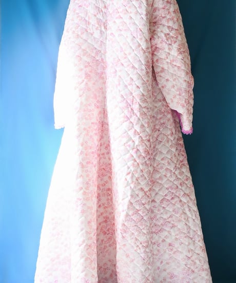 【tiny yearn】Vintage Euro Quilted Night Gown