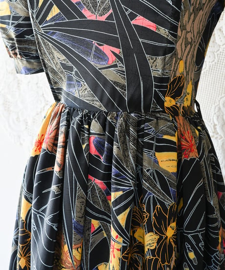 【Seek an nur】Euro Tropical Puff Flare Dress