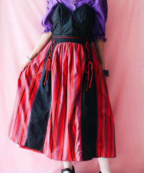 【tiny yearn】Euro Mulch Stripe Flare Trachten Skirt