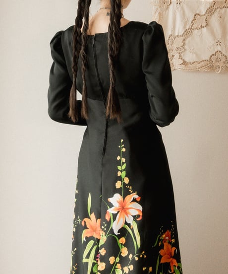 【tiny yearn】1970's euro floral maxi dress