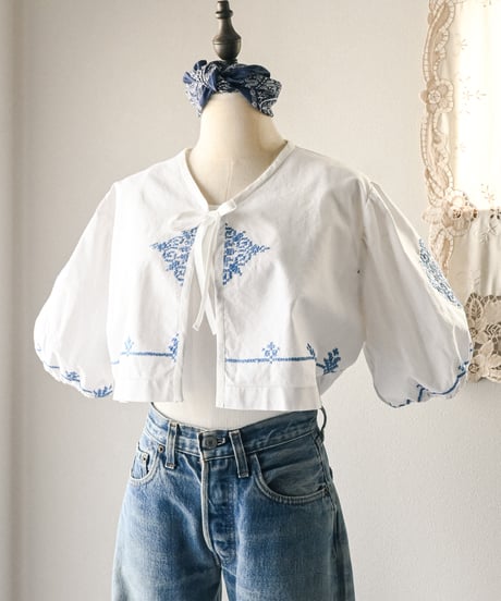 【Seek an nur】Euro vintage embroidered blouse