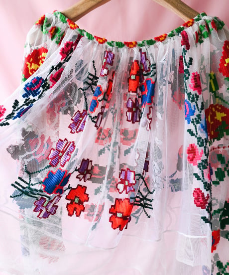 【tiny yearn】Romanian Vintage Embroidered Tulle Blouse