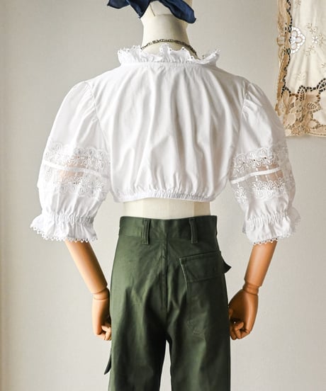 【Seek an nur】Euro cropped puff dirndl blouse