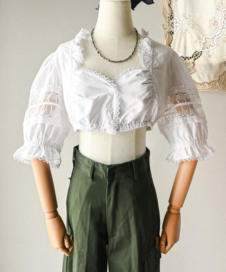 【Seek an nur】Euro cropped puff dirndl blouse