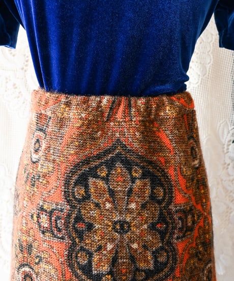 【tiny yearn】1970's Euro Exotic Wool Maxi Skirt