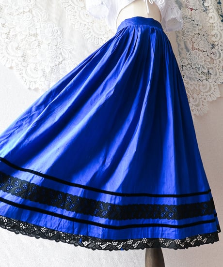 【tiny yearn】Euro Metallic Silk Flare Skirt