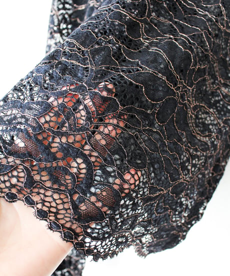 【Seek an nur】Frill Black×Gold Lace Tops