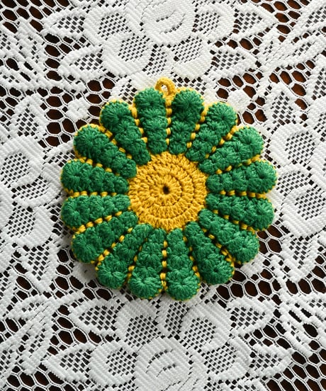 【Goods】Vintage Hand Crocheted Trivet