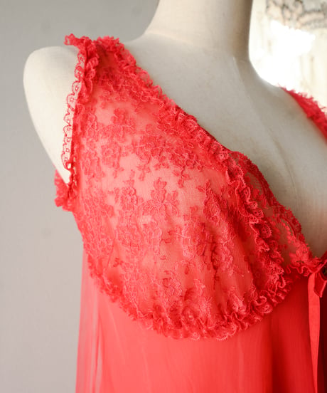 【Seek an nur】1970‘s Euro sheer night gown