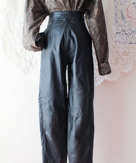 【Seek an nur】French Tuck Black Leather Pants
