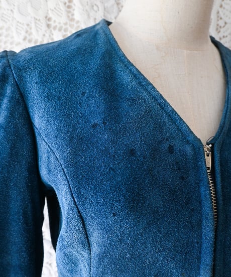 【tiny yearn】1970's Embroidered Suede Pullover