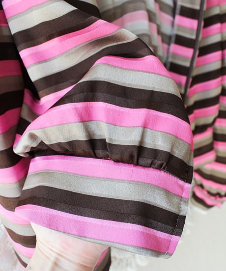 【tiny yearn】Vintage Multi Boarder Scarf Collar Blouse