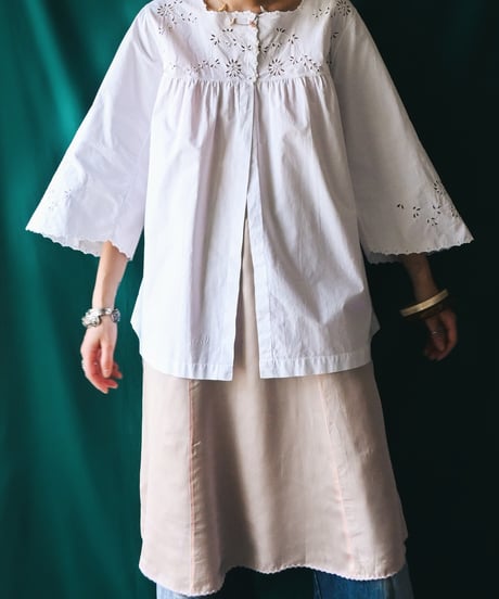 【Seek an nur】⁡1900-20's French Cutwork Night Blouse