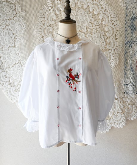【tiny yearn】⁡Euro Embroidered Lace White Blouse