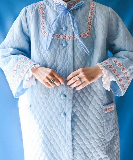 【tiny yearn】Vintage Euro Quilted Night Gown