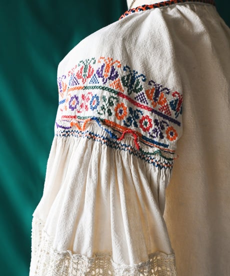 【Seek an nur】Romanian Vintage Traditional Blouse