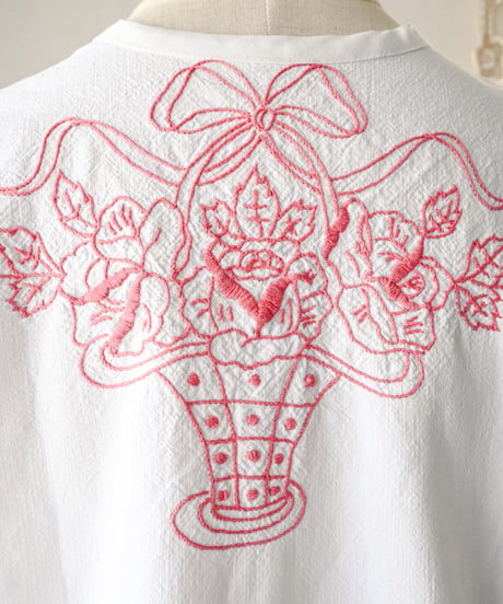 【Seek an nur】Euro vintage embroidered blouse
