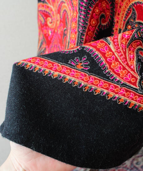 【tiny yearn】1970's Euro Exotic Wool Maxi Skirt