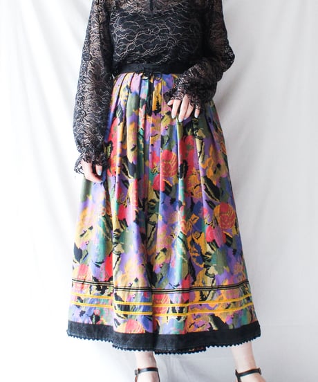 【Seek an nur】Frill Black×Gold Lace Tops