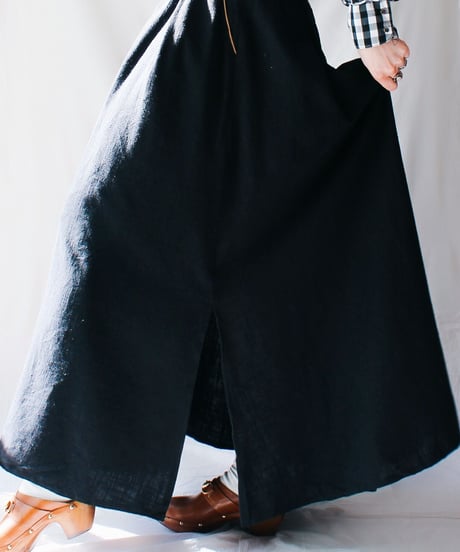 【Seek an nur】Euro Black Button Down Skirt