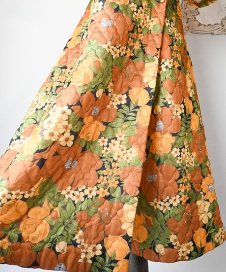 【tiny yearn】1970's French Quilted Night Gown