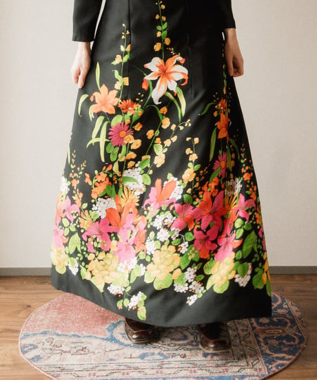 【tiny yearn】1970's euro floral maxi dress