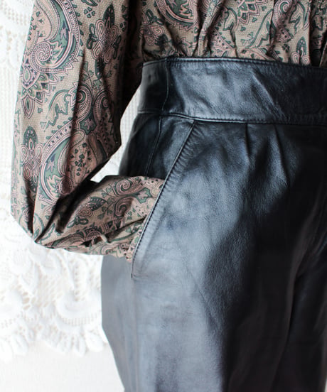 【Seek an nur】French Tuck Black Leather Pants