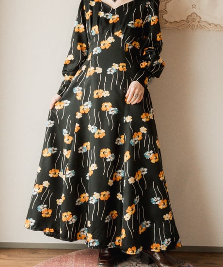 【tiny yearn】1970's euro floral maxi dress