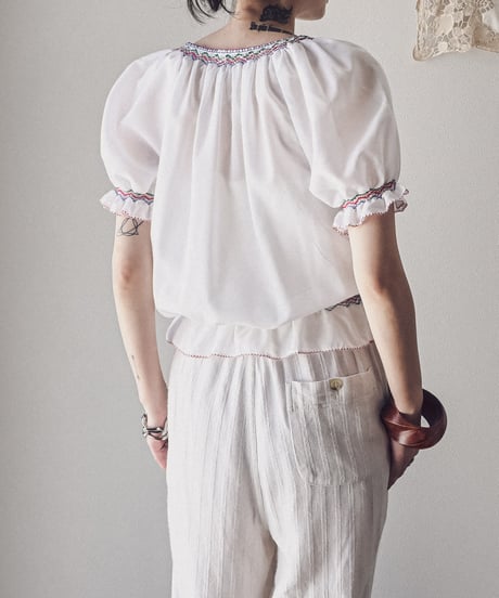 【Seek an nur】1970's Hungarian Vintage Peasant Blouse