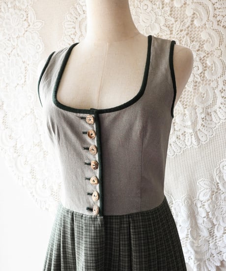 【tiny yearn】Tyrolean Check Dirndl Dress