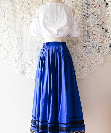 【tiny yearn】Euro Metallic Silk Flare Skirt