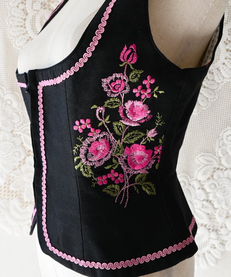 【Seek an nur】Euro Embroidered Tyrolean Vest