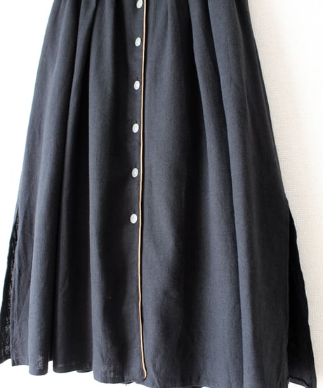 【Seek an nur】Euro Black Button Down Skirt