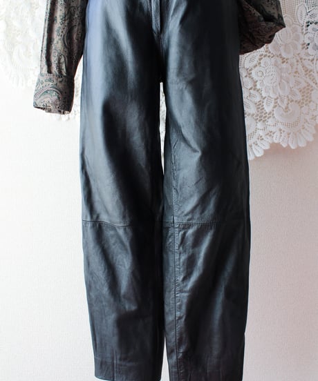 【Seek an nur】French Tuck Black Leather Pants