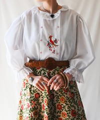 【tiny yearn】⁡Euro Embroidered Lace White Blouse