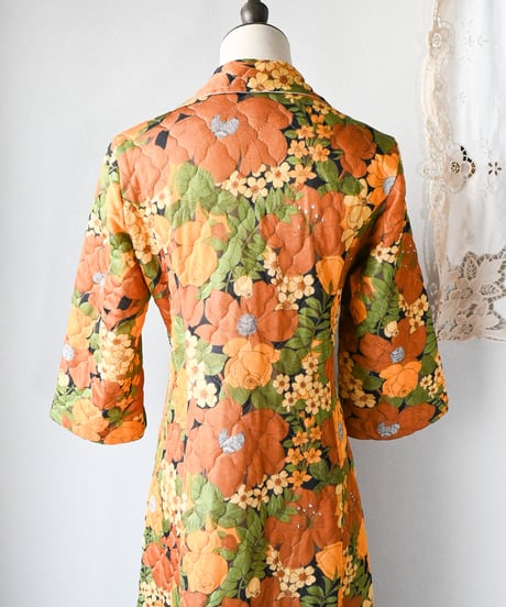 【tiny yearn】1970's French Quilted Night Gown