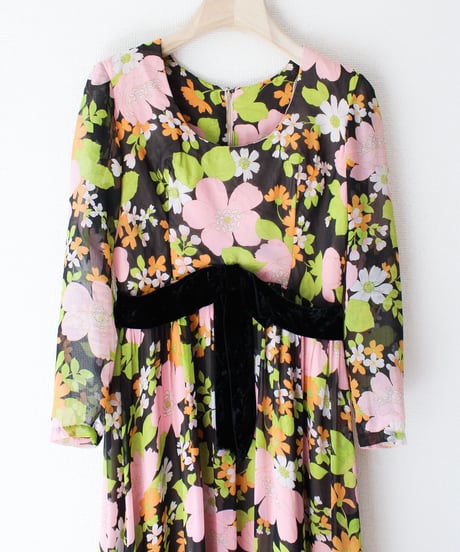 【tiny yearn】1970's Vintage Floral Sheer Maxi Dress