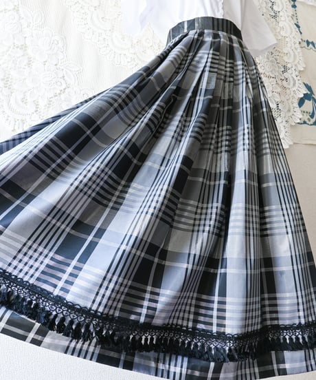 【Seek an nur】Euro Check Metallic Flare Skirt
