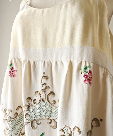【Seek an nur】Vintage embroidered fabric cami dress