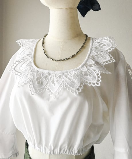 【Seek an nur】Euro cropped lace dirndl blouse
