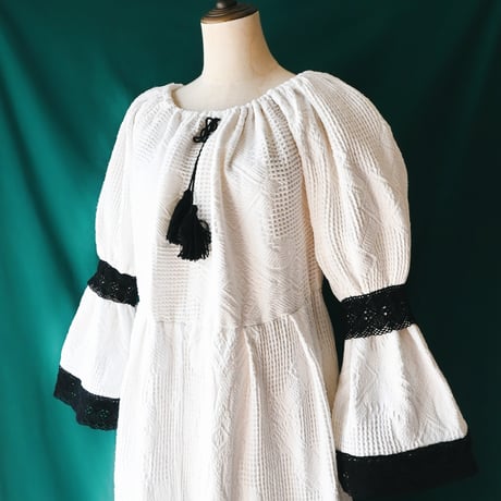 ルーマニアワンピース | STORES