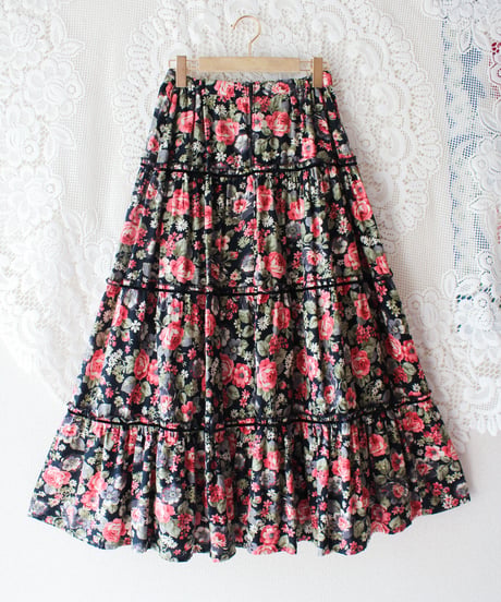 【Seek an nur】German Floral Tiered Maxi Skirt