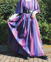 【tiny yearn】German Metallic Stripe Pleated Maxi Dress